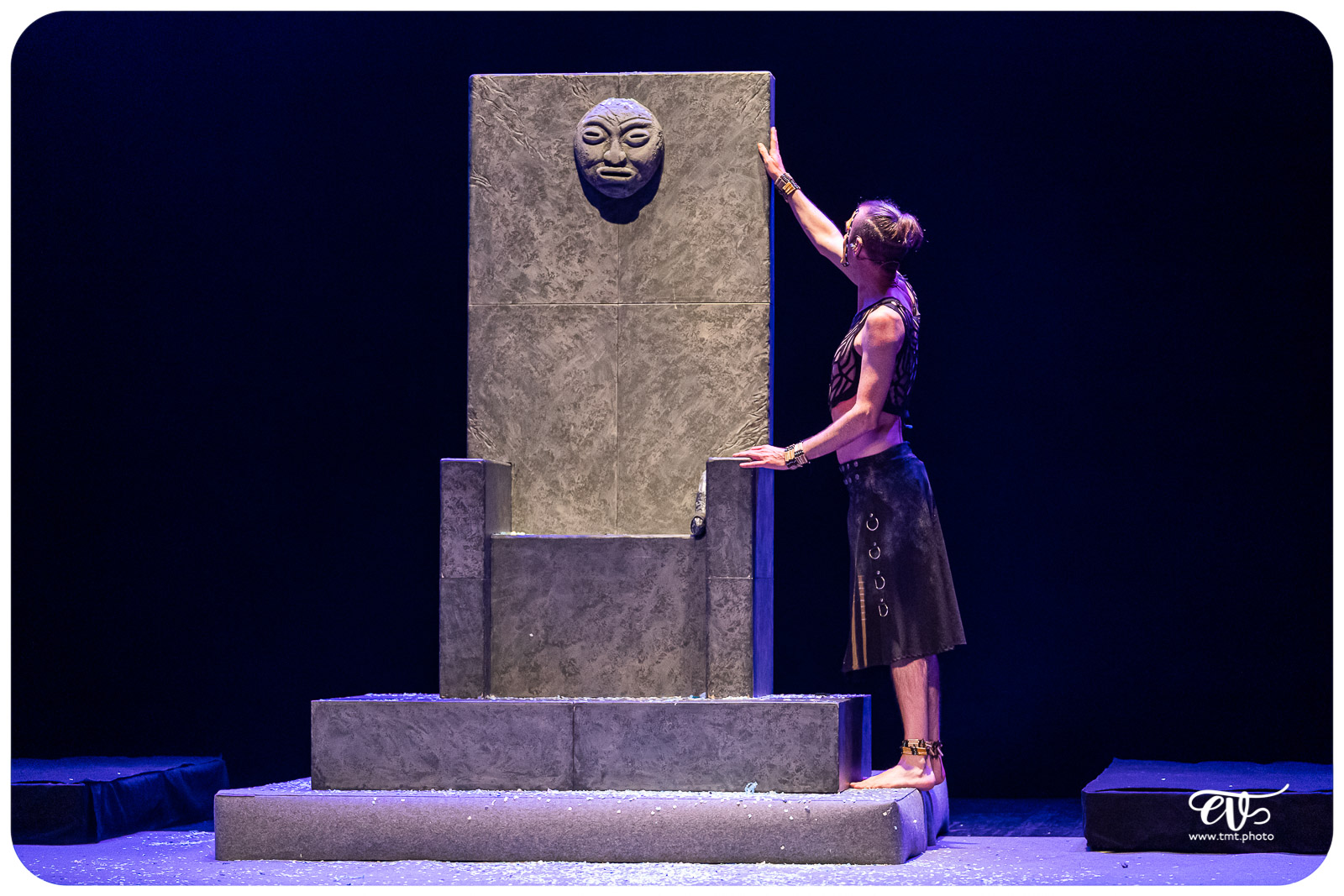 THE PRIMITALS (YLLANA & PRIMITAL BROTHERS)